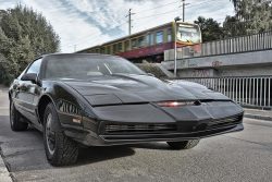 phinephoto-berlin-outdoor-portrait-car-knightrider-sbahn